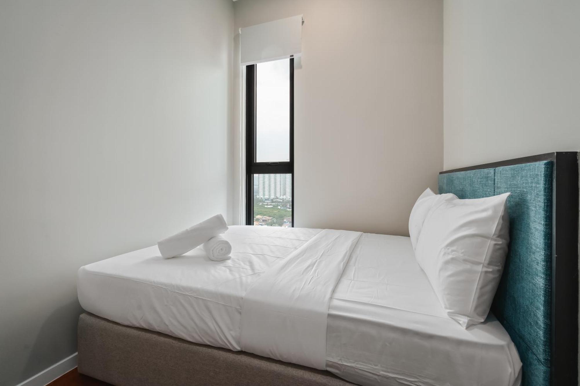 Designer 3br 10mins To Midvalley